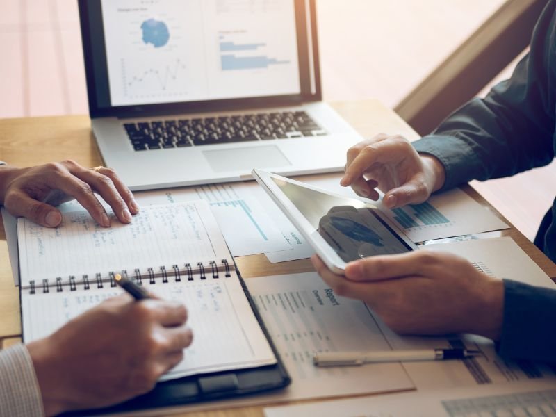 Contas a pagar e a receber: como organizar as finanças e melhorar o fluxo de caixa empresarial
