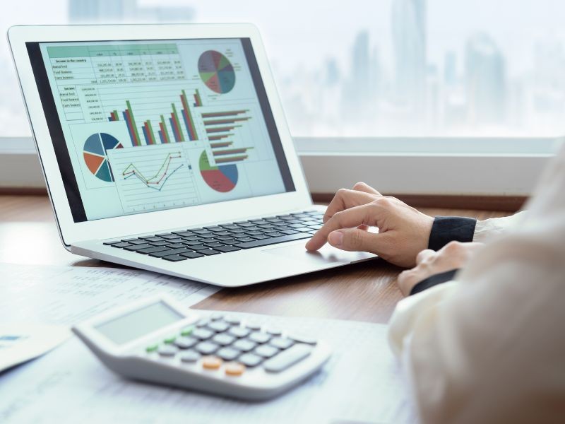 O papel da consultoria financeira na recuperação de empresas endividadas